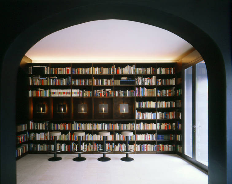 vino e libri, berlin